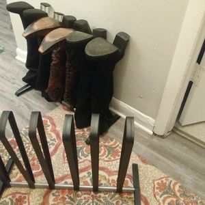 Boot stand